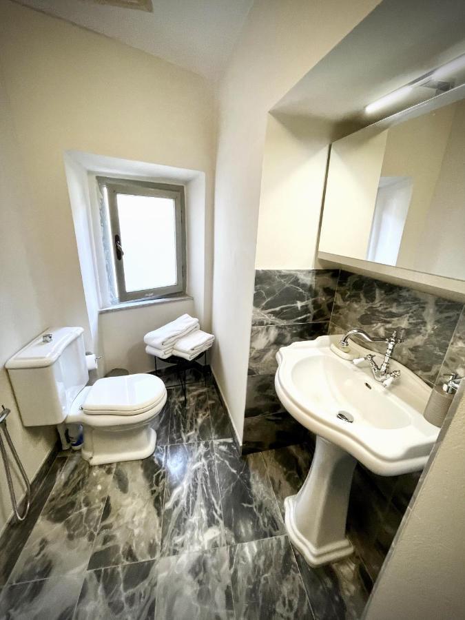 Luxury Apartment Angelio Barga Zewnętrze zdjęcie