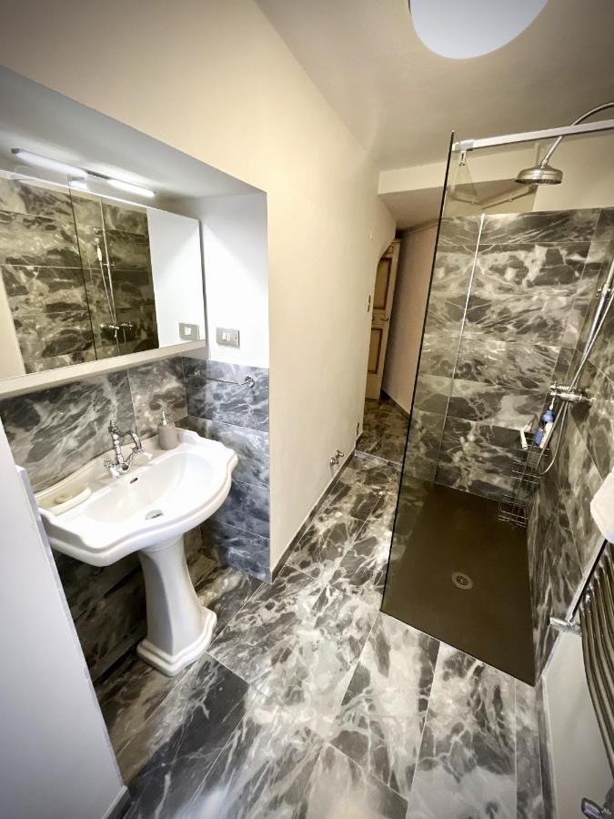 Luxury Apartment Angelio Barga Zewnętrze zdjęcie
