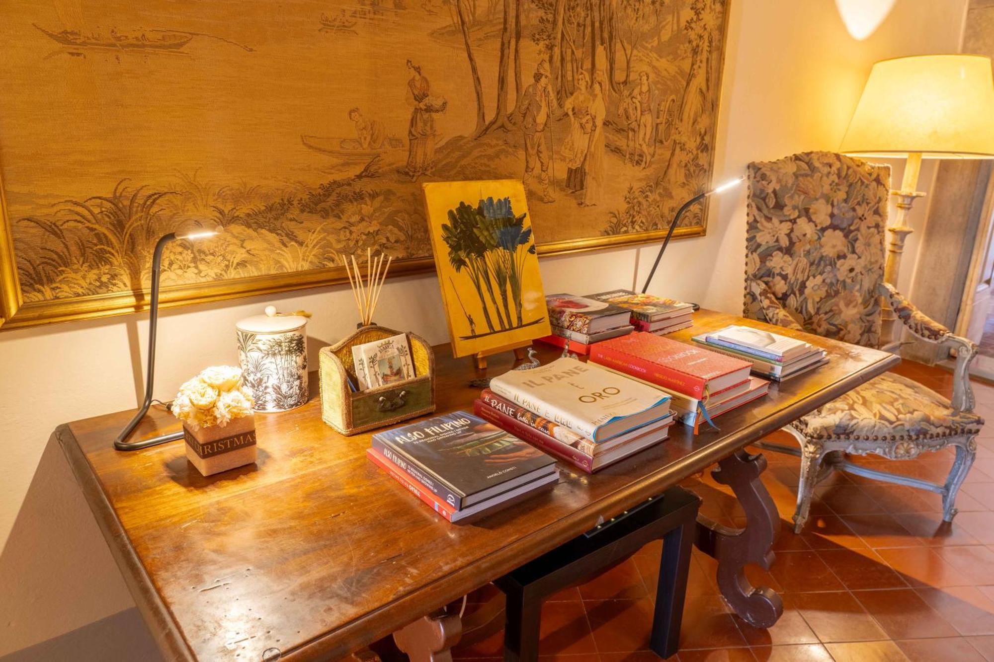 Luxury Apartment Angelio Barga Zewnętrze zdjęcie